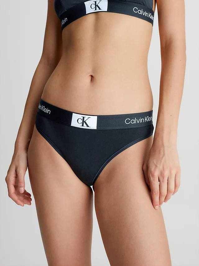 Calvin Klein Basic String