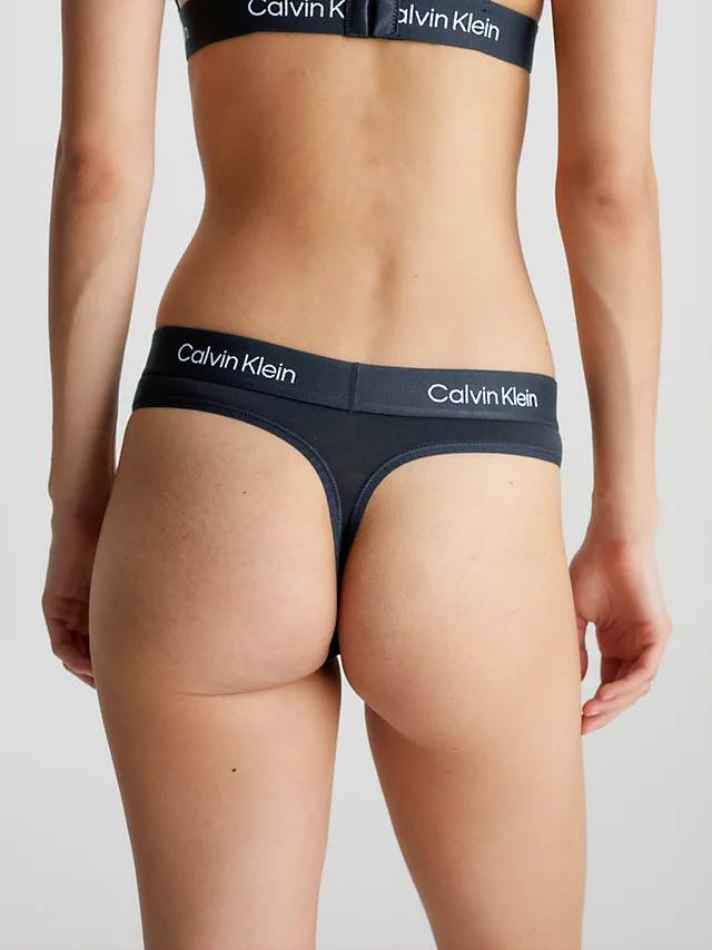 Calvin Klein Basic String